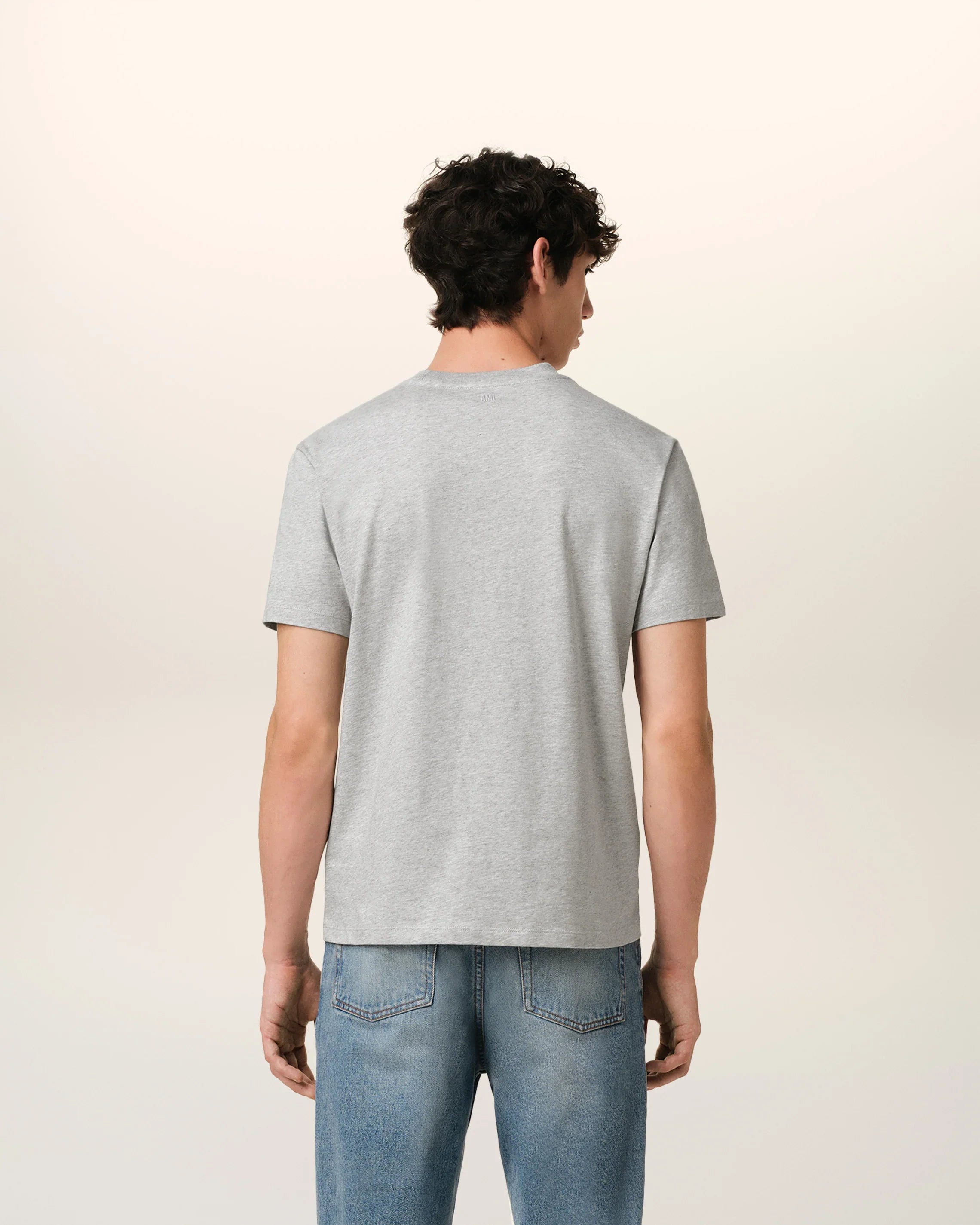 Ami T-Shirt mit gesticktem A-HERZ