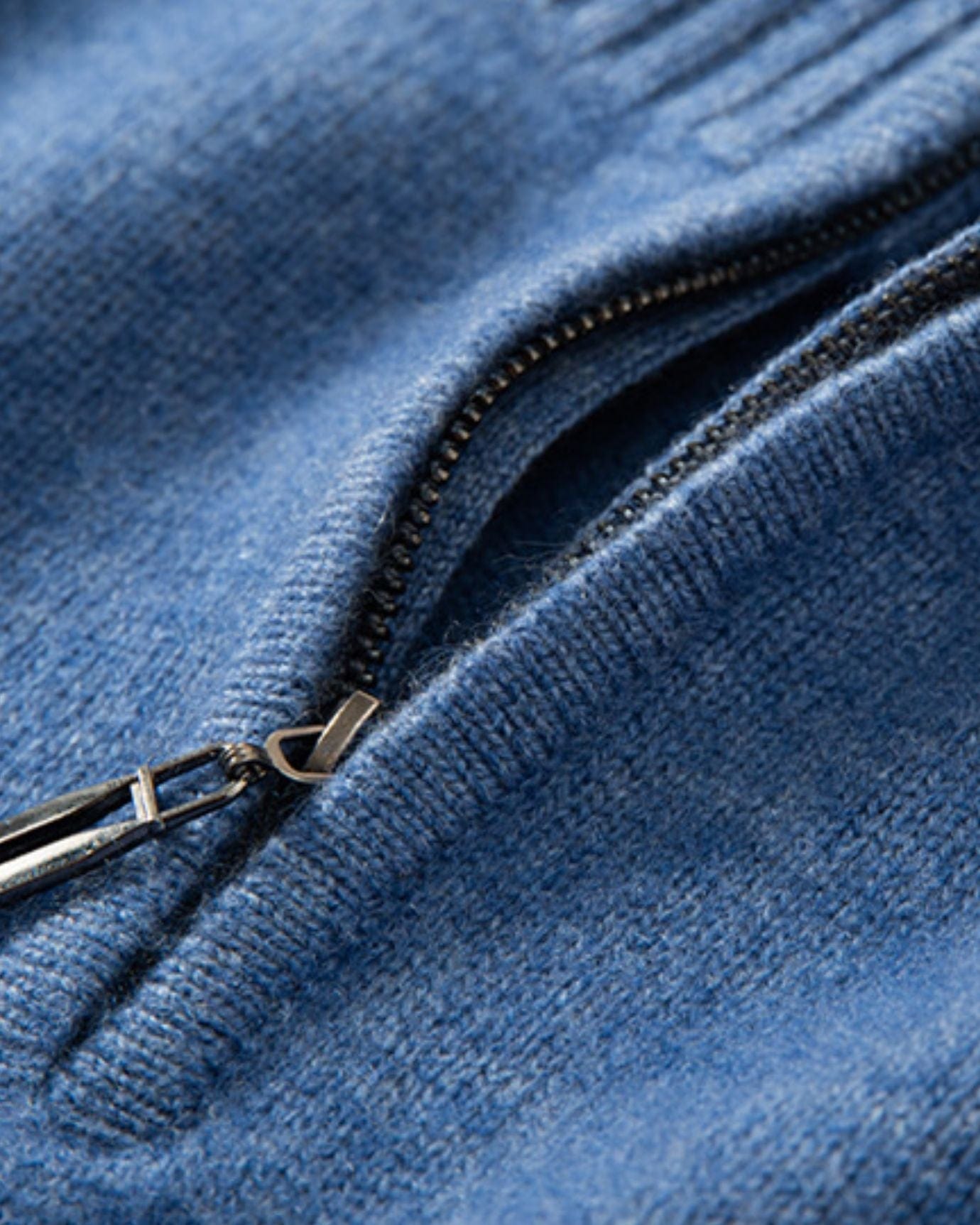 Paris zipper Kashmir sweater